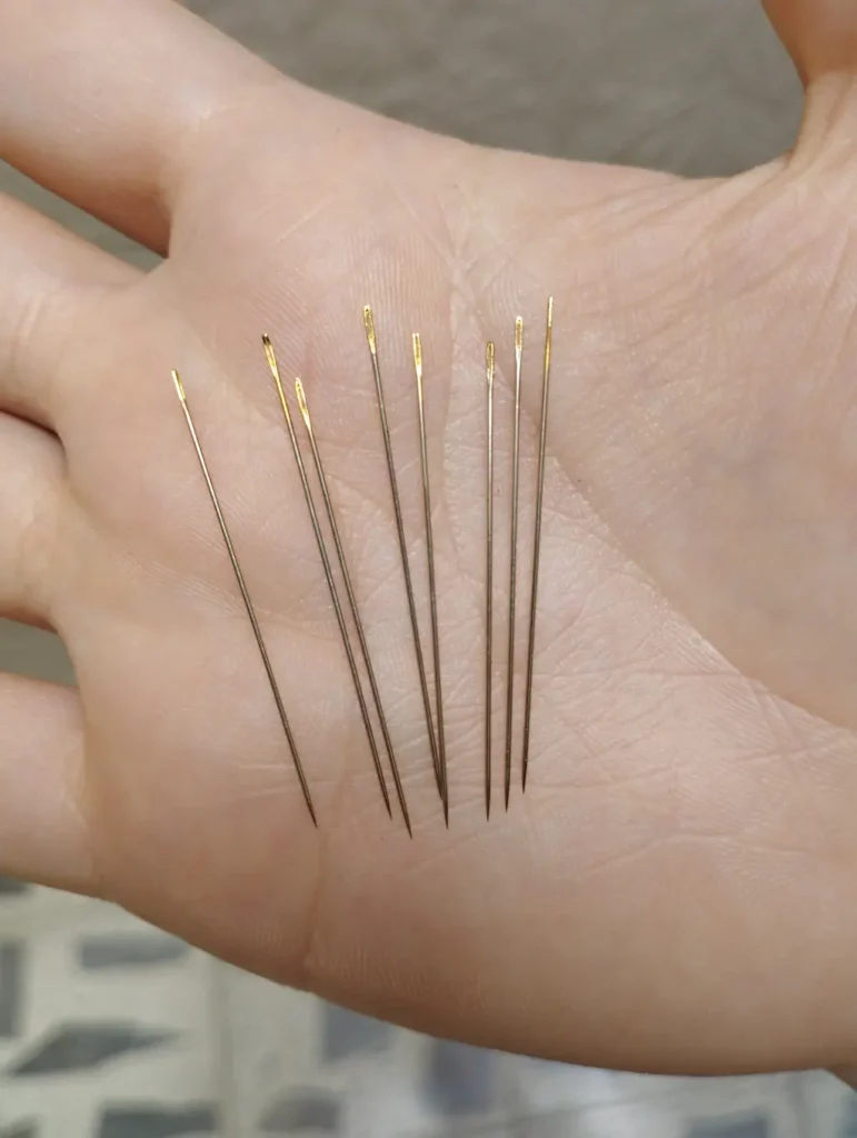 Agujas para bisutería o mostacilleras